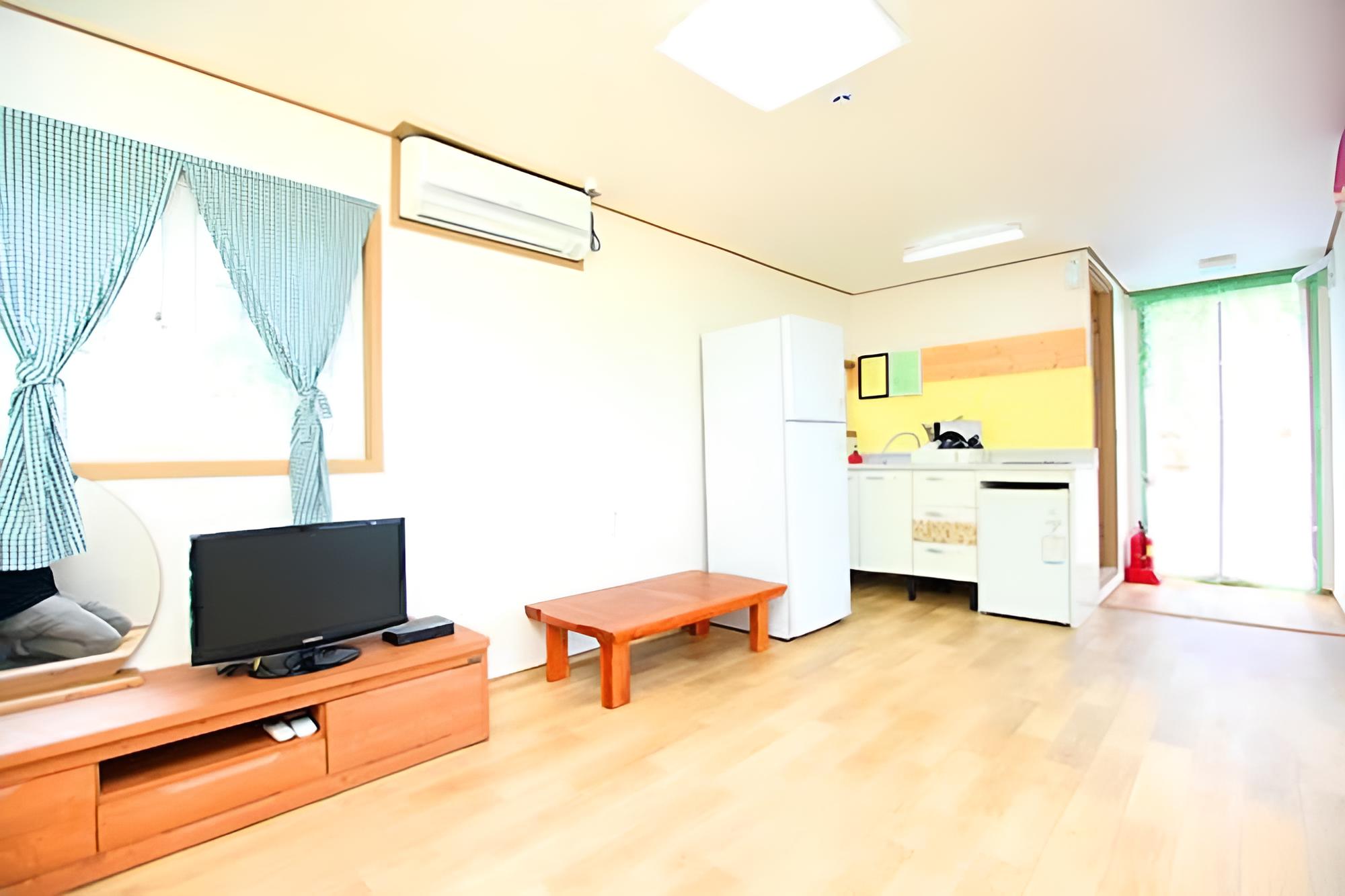 Hadong Sansuae Pension