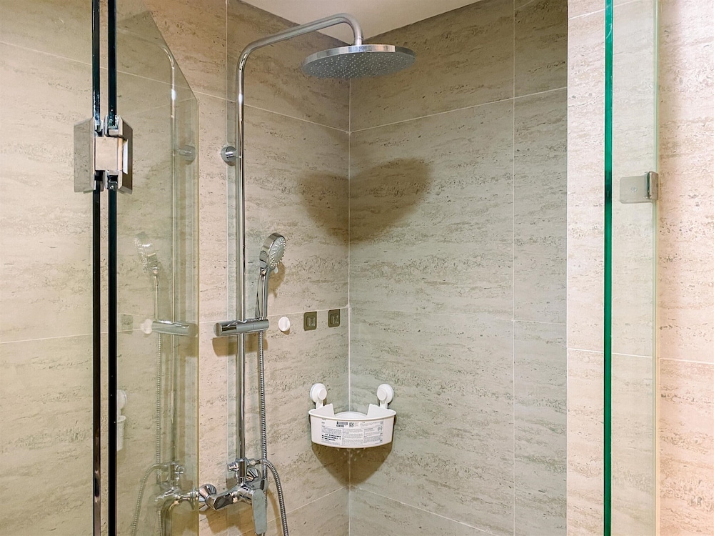 Great Location and Tranquil 1BR at Gold Coast PIK Apartment
