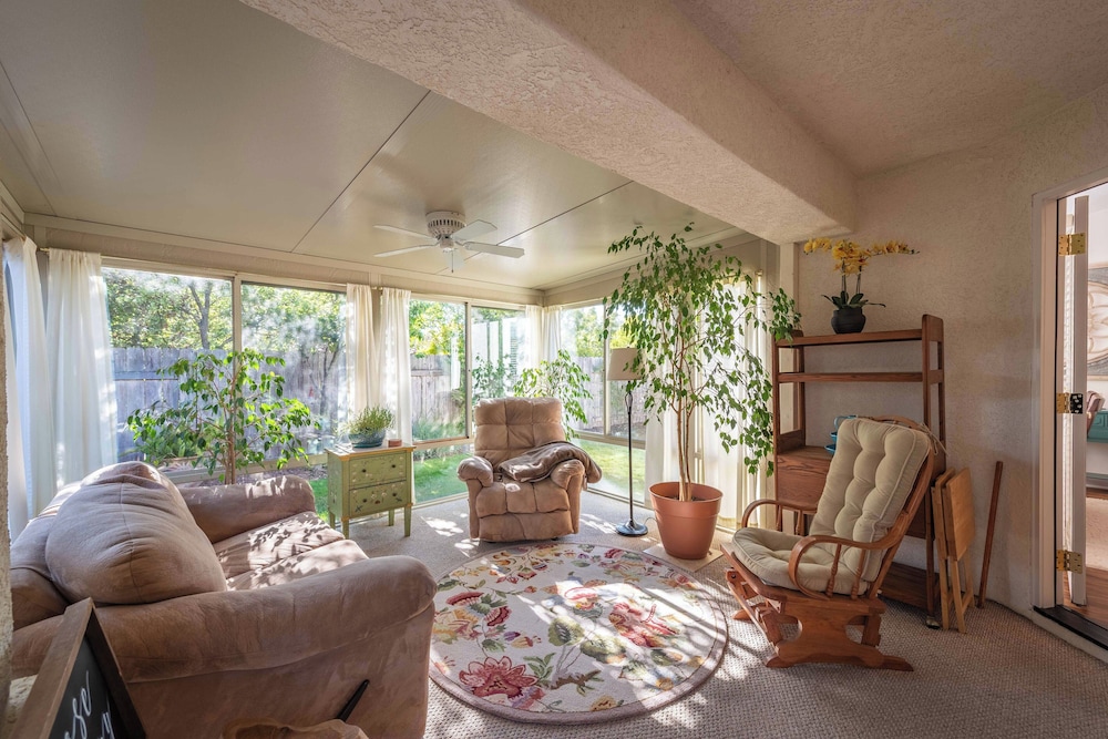 Seabreeze Bungalow