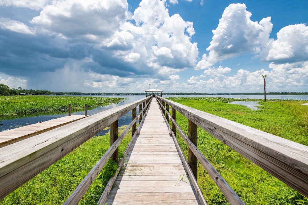 Sebring Vacations - Buttonwood Bay RV Resort - Property Image 12