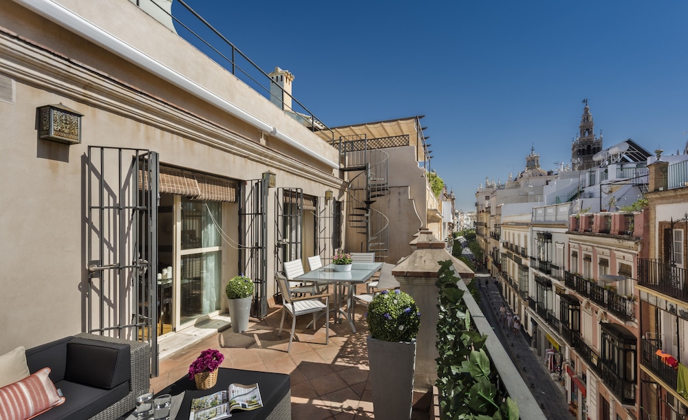 Genteel Home Vinuesa Terrace view 4