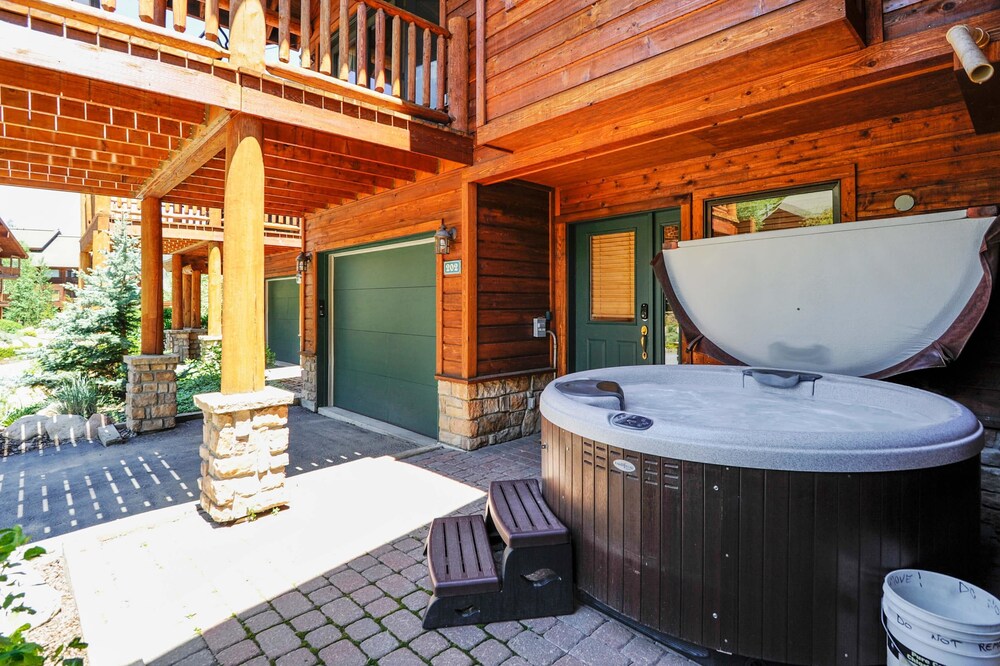 Slopeside 202 3 Bedroom Holiday Home by Winter Park Lodging Company