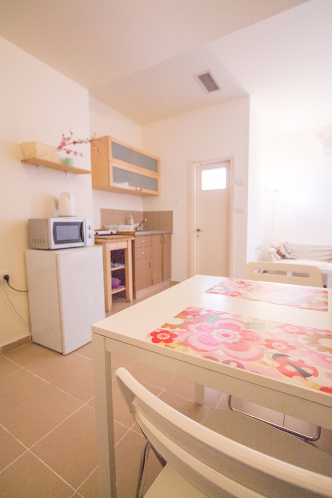 Apartment - Tel Aviv