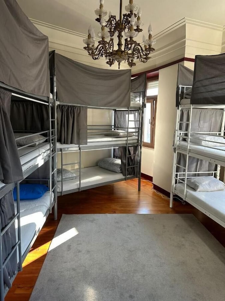 Easy Host Porto