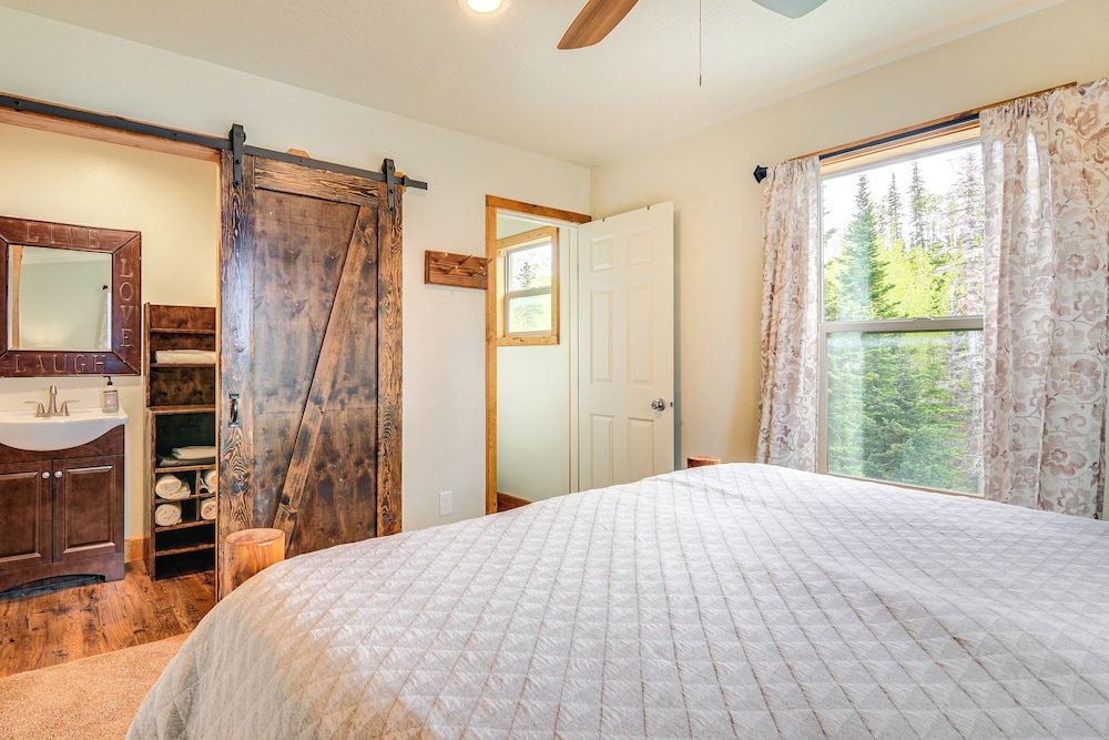 Brian Head Cabin < 1 Mi to Resort: Ski + Mtn Bike