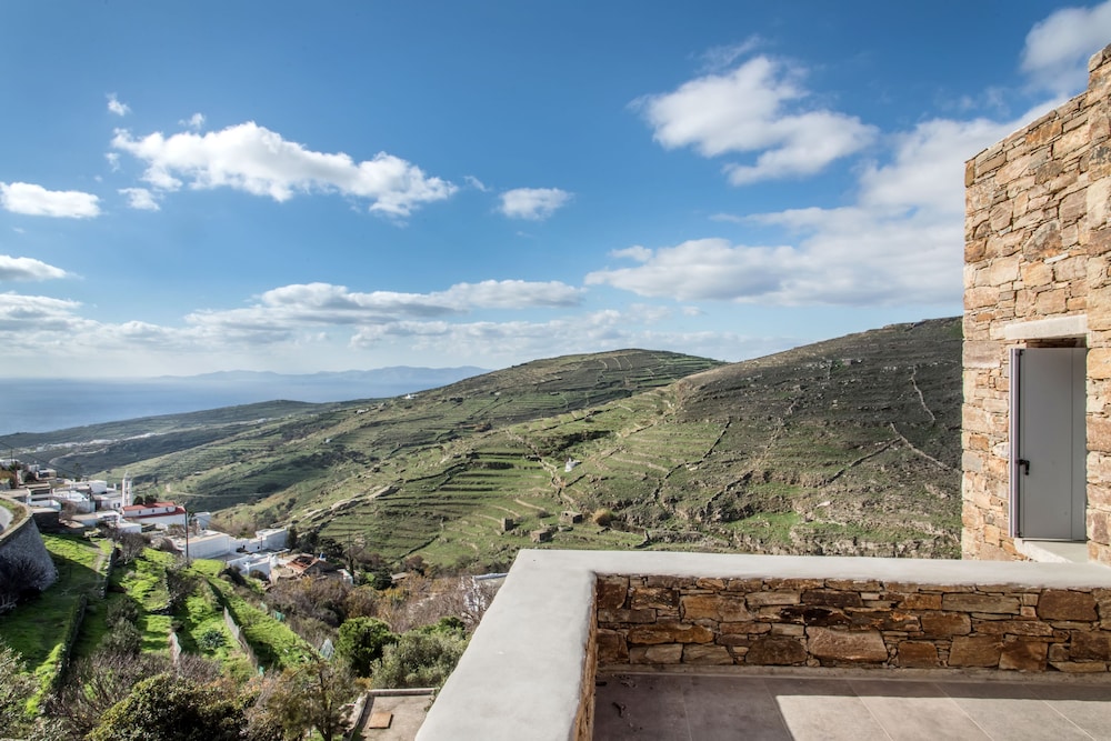 Tinos Pegion House