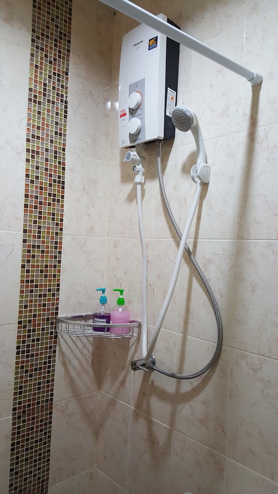 Bangkok Check Inn - Hostel