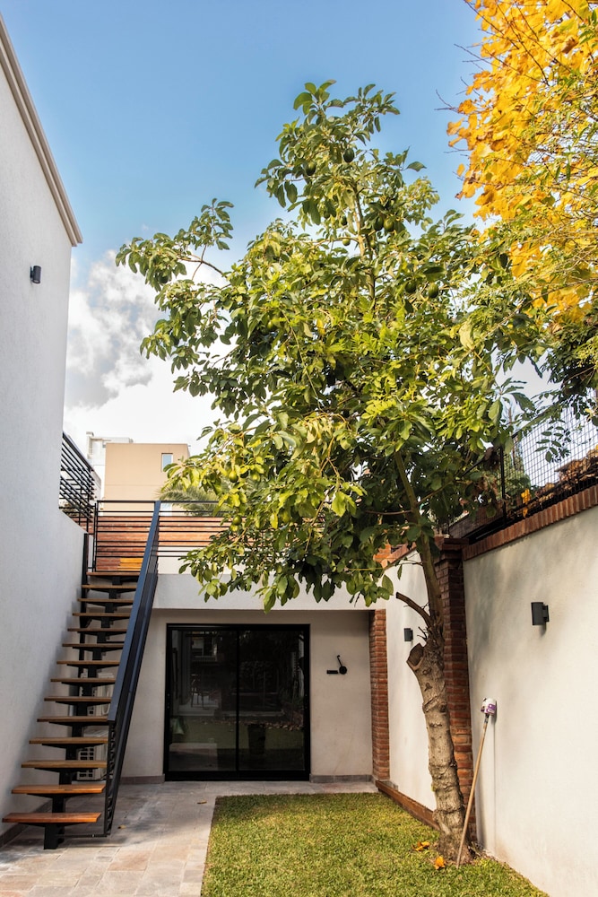 LUXURY HOUSE VILLA DEVOTO