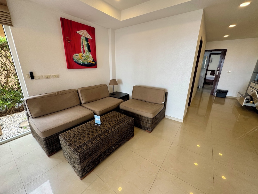 Siam Royal View Beachfront Villa by PSR