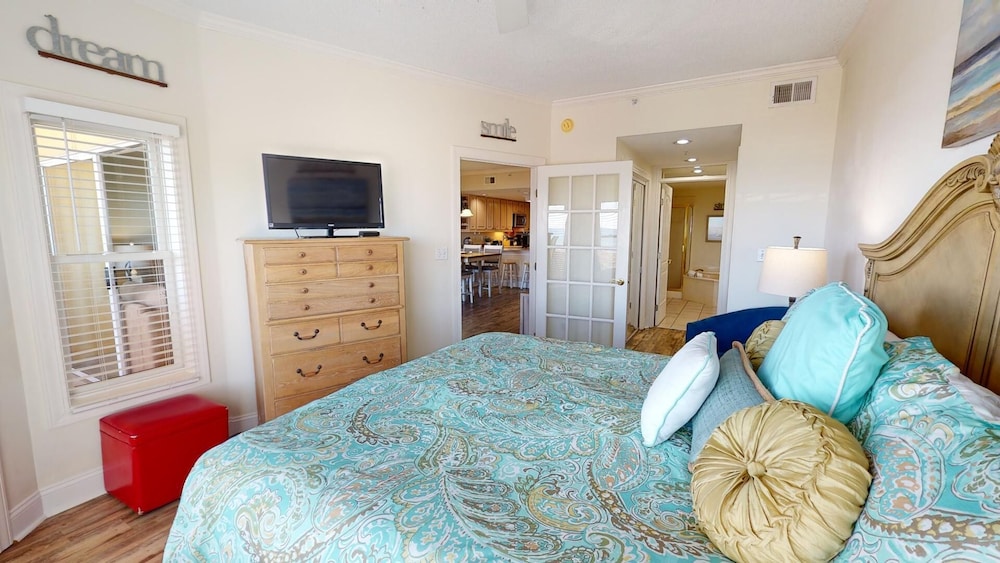 Sandpiper 2 by Tybee Vacation Rentals