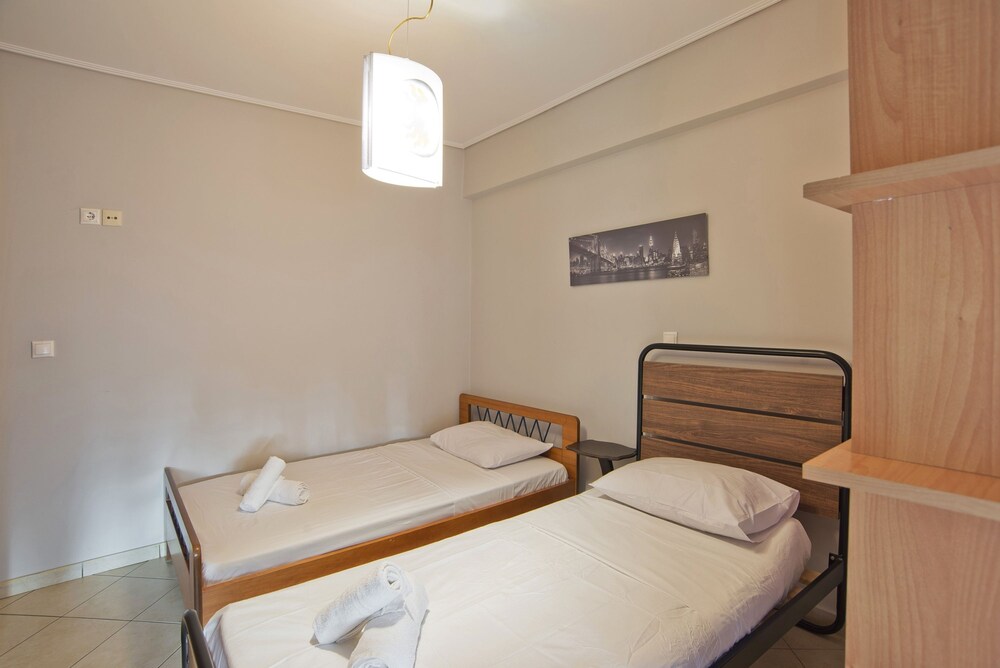 Seaside Apartment in Piraeus