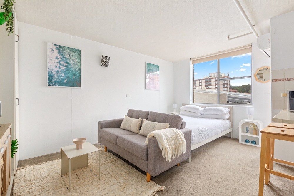 Bondi Studio Walk to Beach & Cafes
