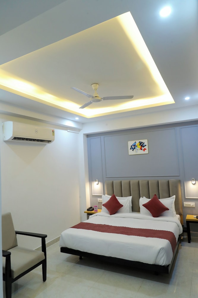 Hotel Mavens House
