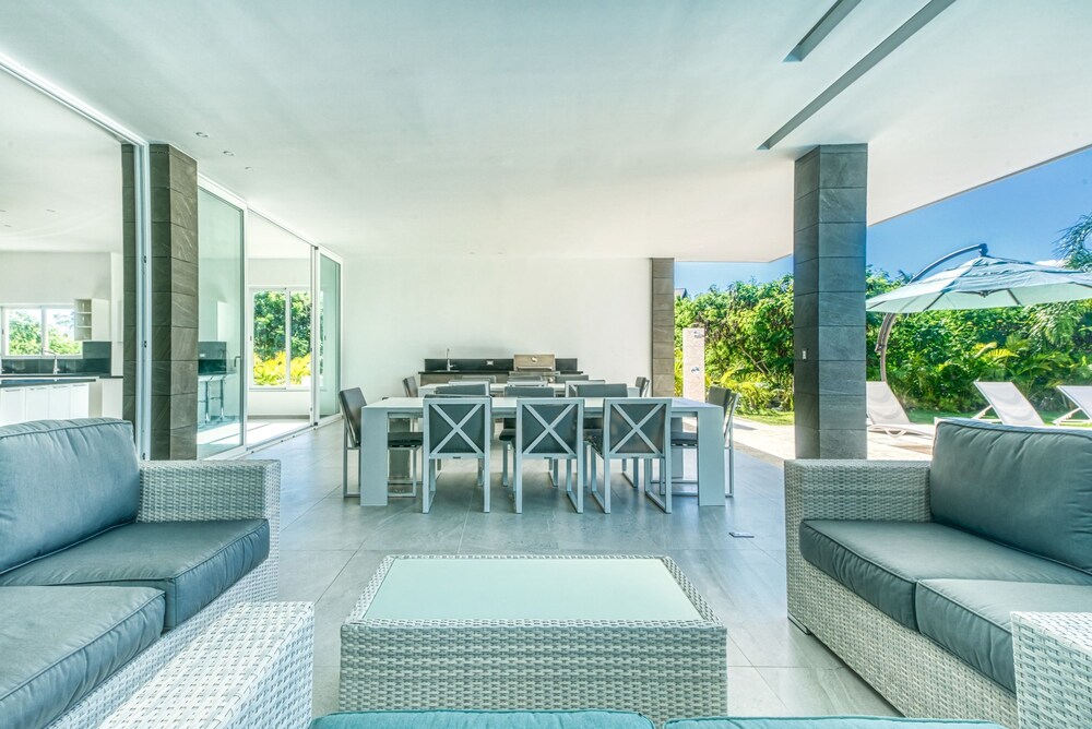 Cap Cana Villa for Rent Modern Fresh and Fully-equipped Oceanfront Villa