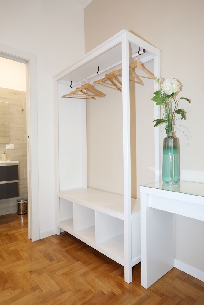 Unique Luxury Apartment and Rooms