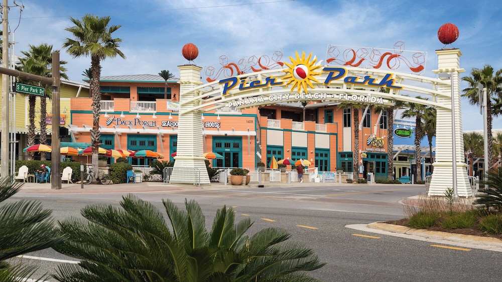 Portside Resort D1: Gulf Retreat With Pools, Beach & Family Adventures!