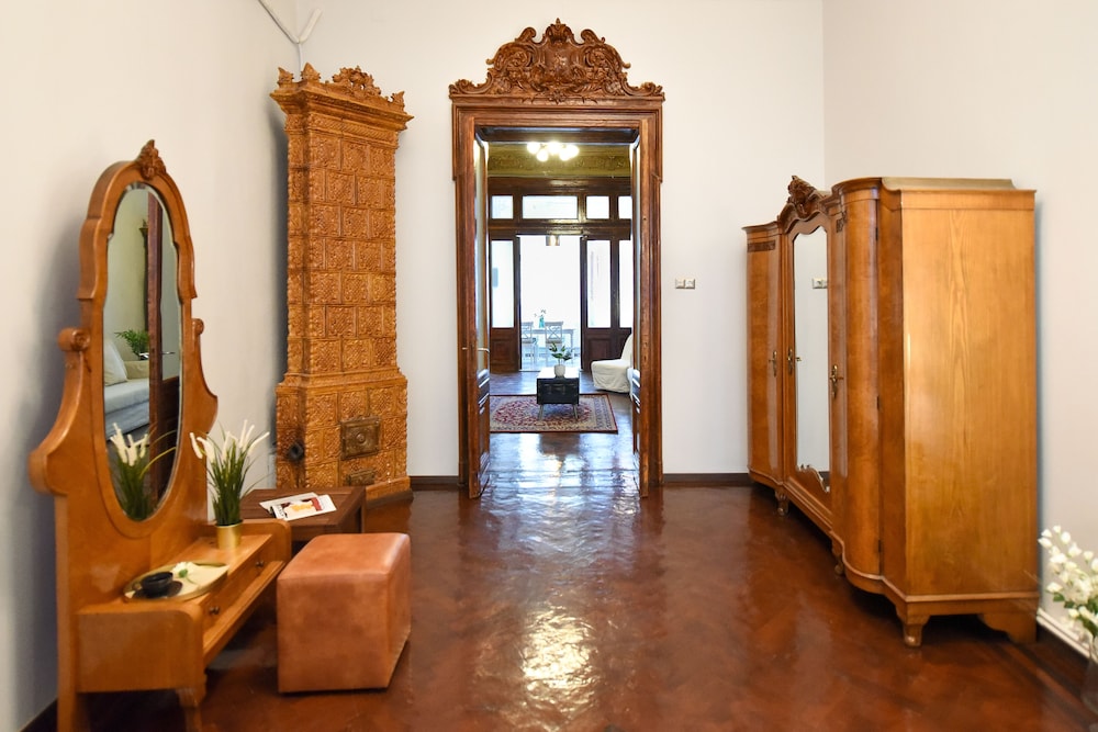 Homey - Strada Doamnei 16 view 3