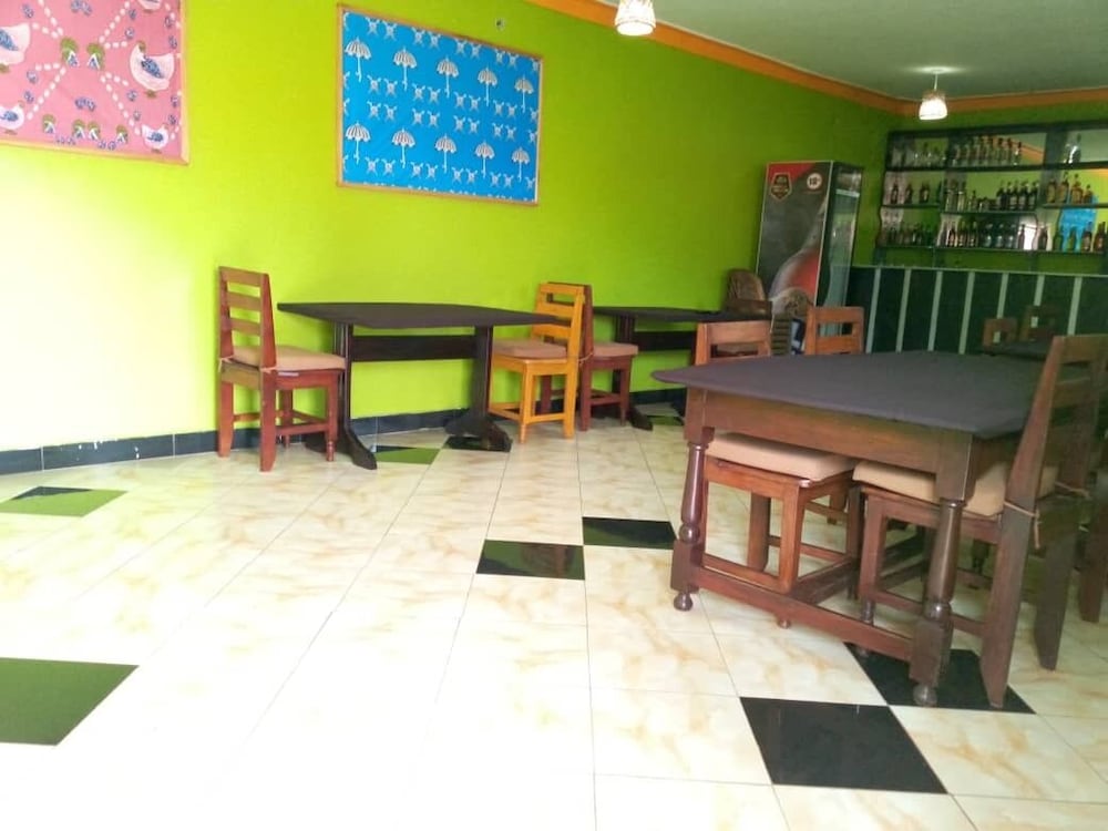 Sipi Travellers Lodge view 4
