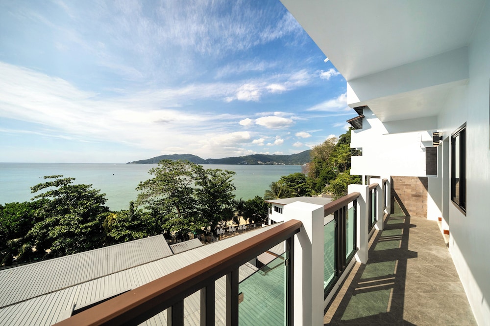The Hideout Beachfront