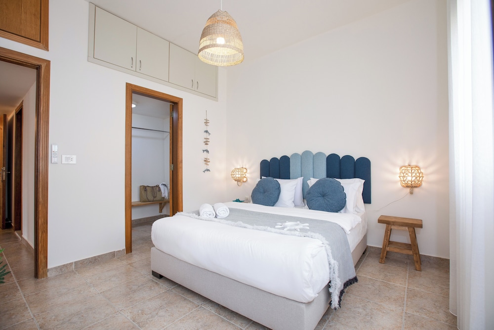 Akl - Chic Apts & Balconies in Batroun