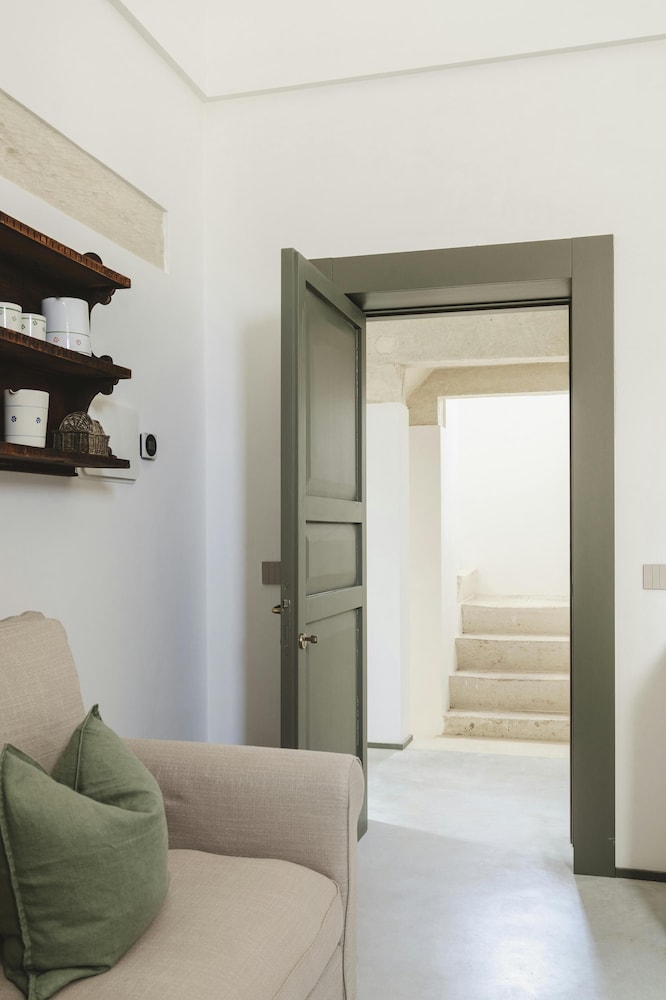 La Canonica Suites