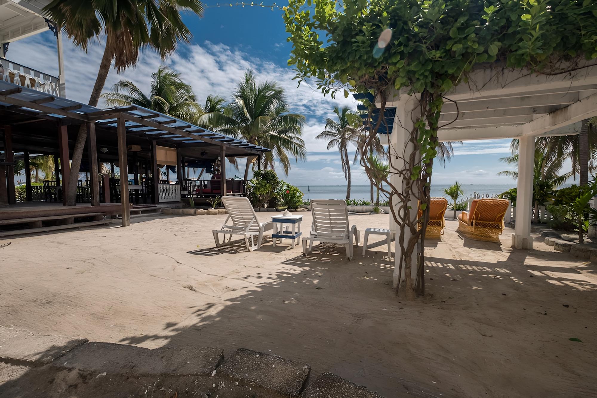 San Pedro Holiday Hotel