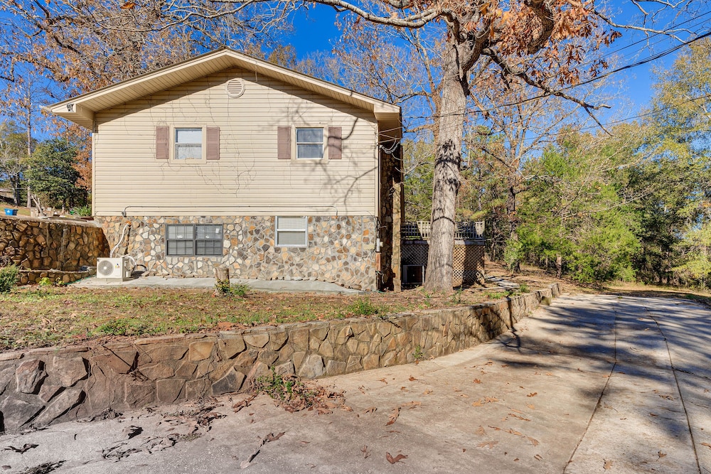 Comfortable Alabama Apartment: Pets Welcome! view 5