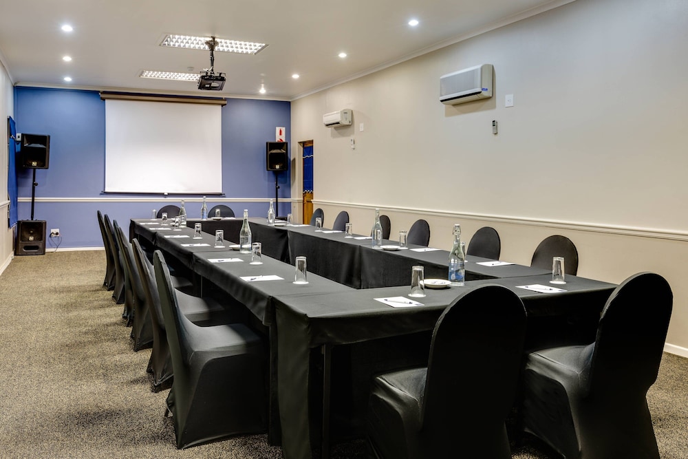 meeting & event spaces