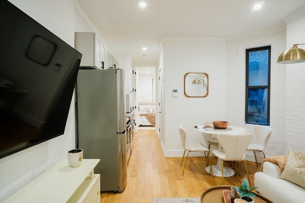 1288 UES Apartments