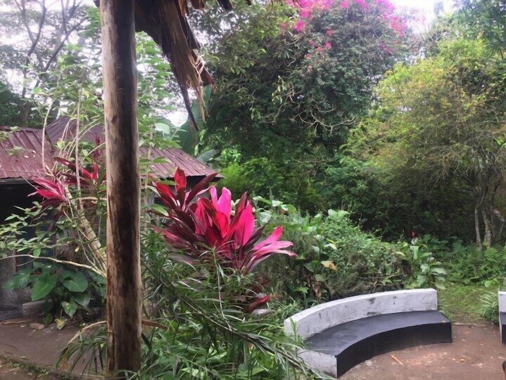 Furahia Eco Inn