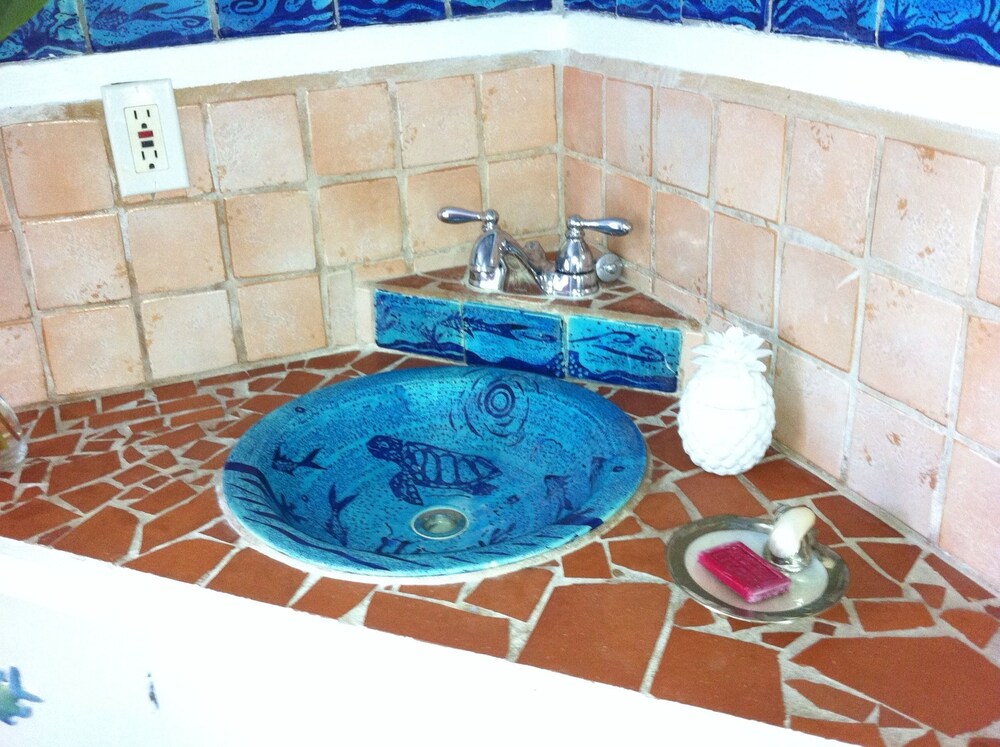 Galley Bay Cottages - Property Image 77