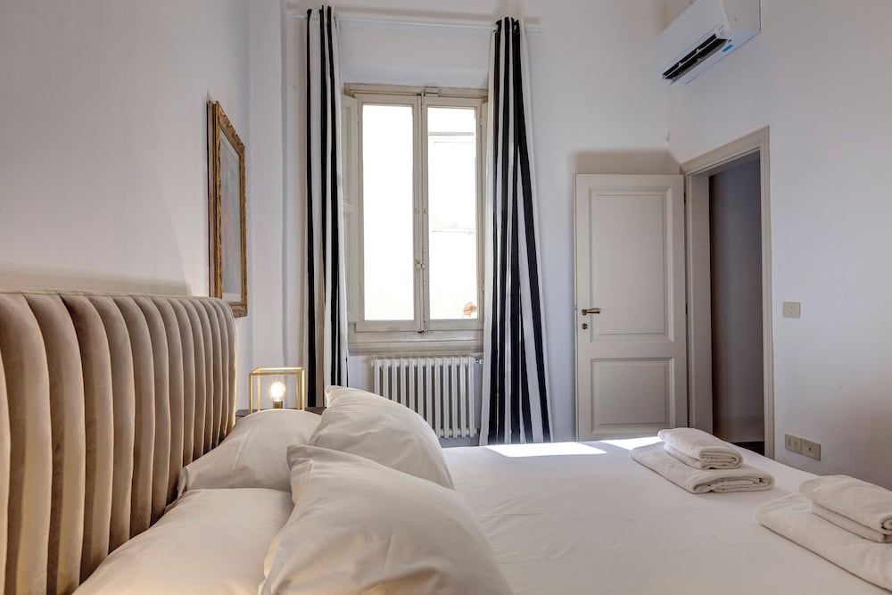 Nerone Apartment by Mamo Florence