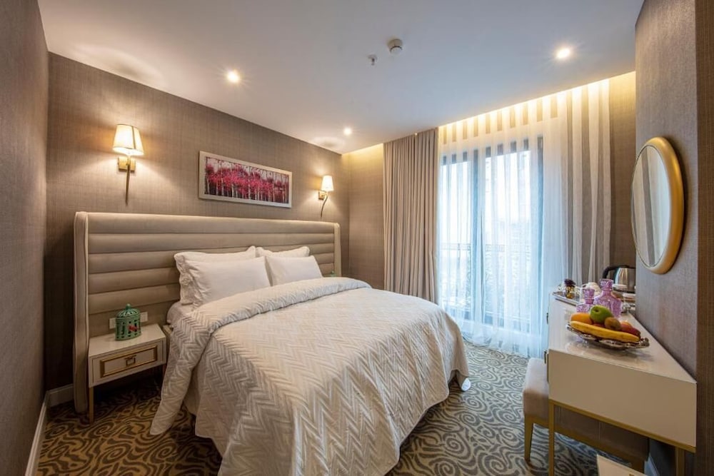 Mr Beyaz Butik Otel - Image 9