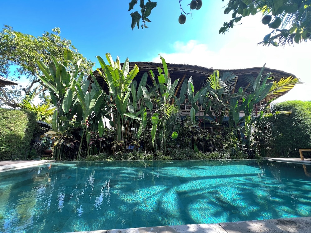 Joyously Raw Villas
