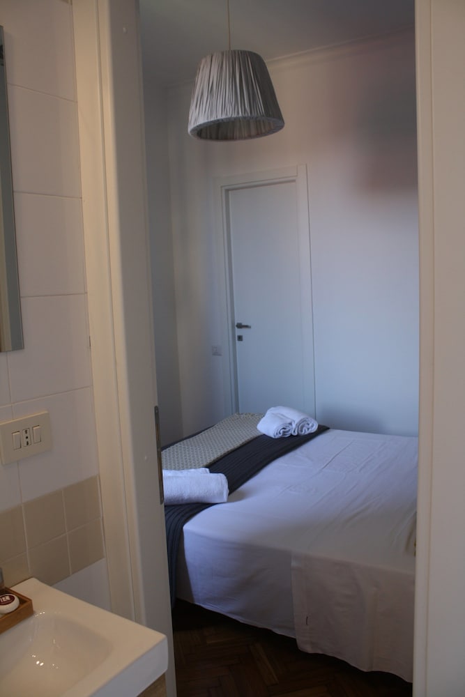 Home2Rome - Trastevere Reale