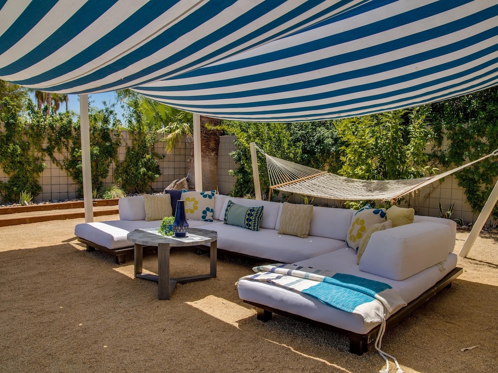Palm Springs Vacations - West Elm House 2017: The Alexander - Property Image 47