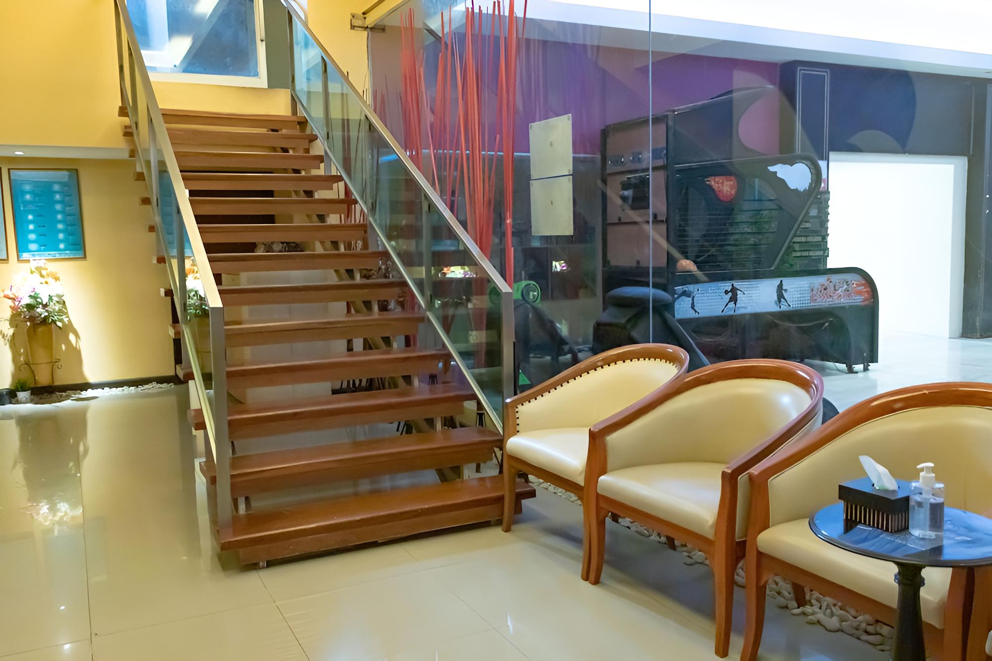 Avana Hotel and Convention Centre