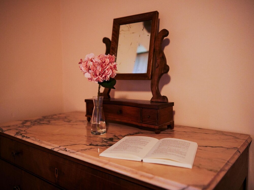 Photo 33
