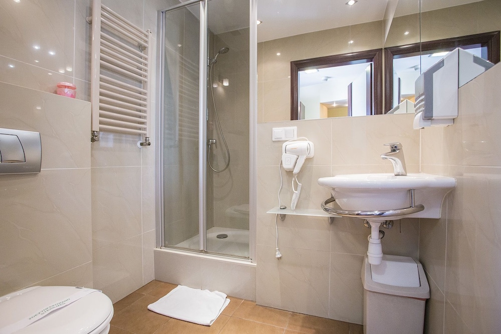 Krakow Vacations - Atlantic Hotel - Property Image 12