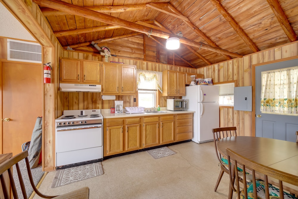Orlando Vacations - Lake Vacation Rental w/ Deck  Gas Grill! - Property Image 2