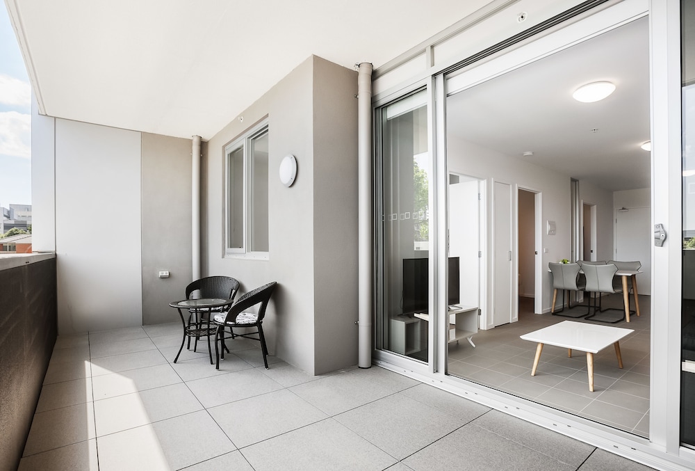 Poplar Sanctuary Apartments