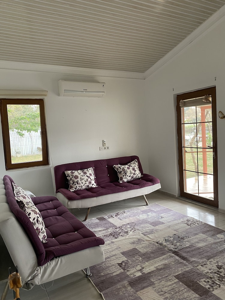 Villa Yalili