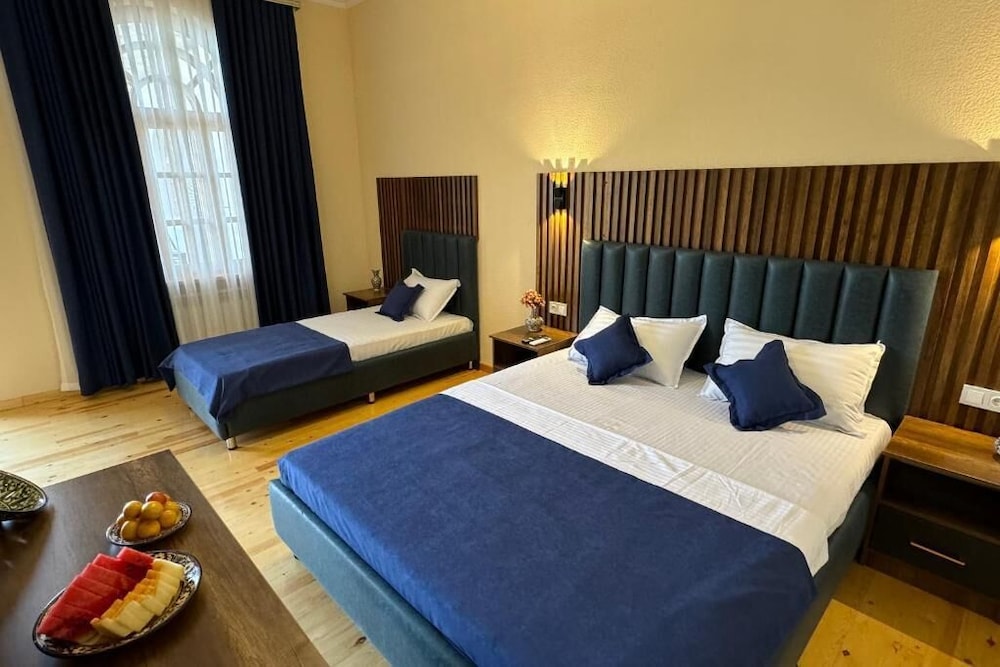 Shakuri guest house