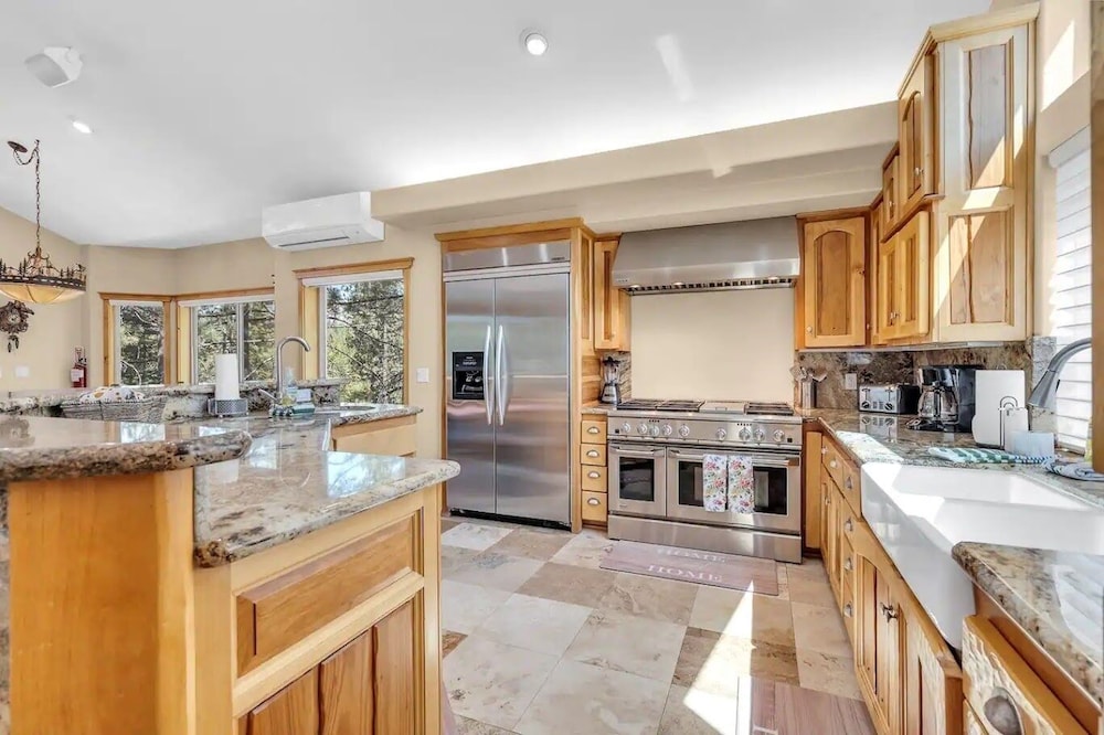 Lake Tahoe Vacations - 1603 Bel Aire Circle 3 Bedroom Home by RedAwning - Property Image 23