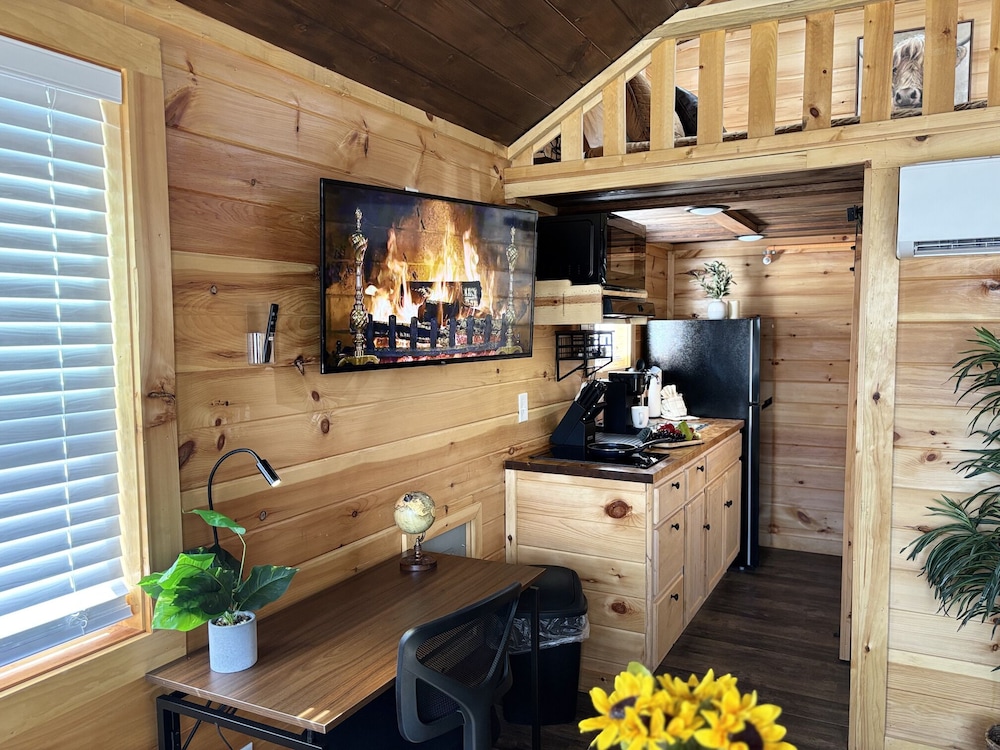 Sojourn Lodging