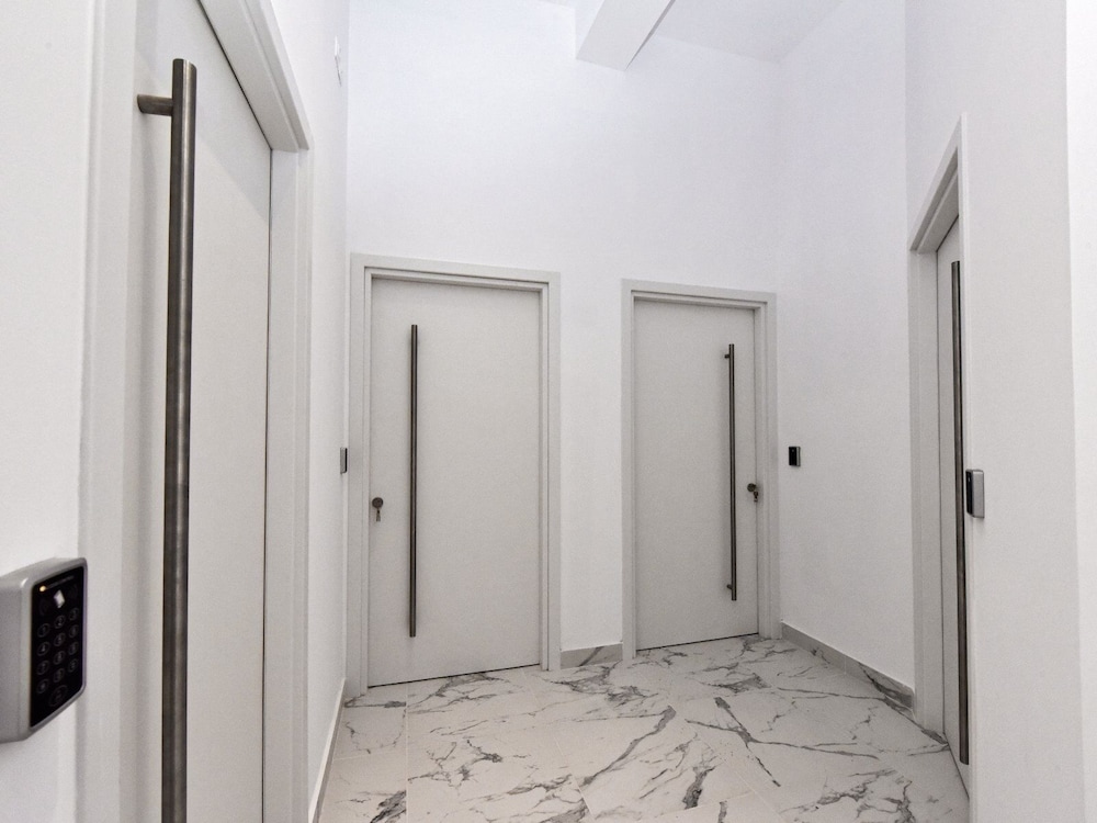 4 Elements Earth Luxury Suites photo 2