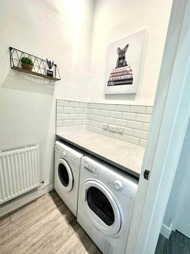 Stylish Apartment Free Parking