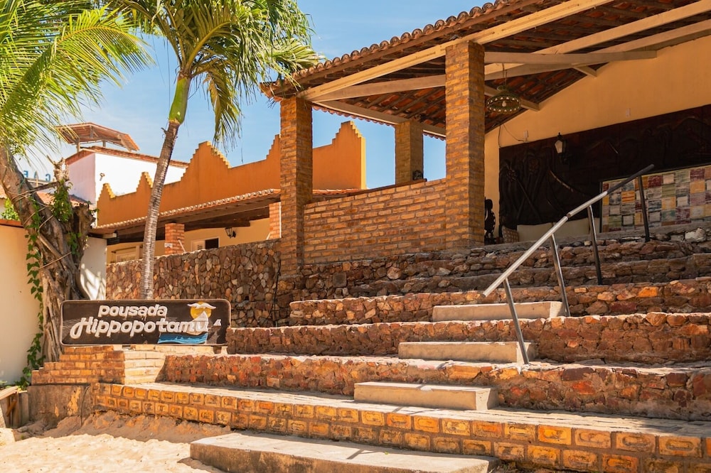 Hotel Hippopotamus Jeri - Image 1