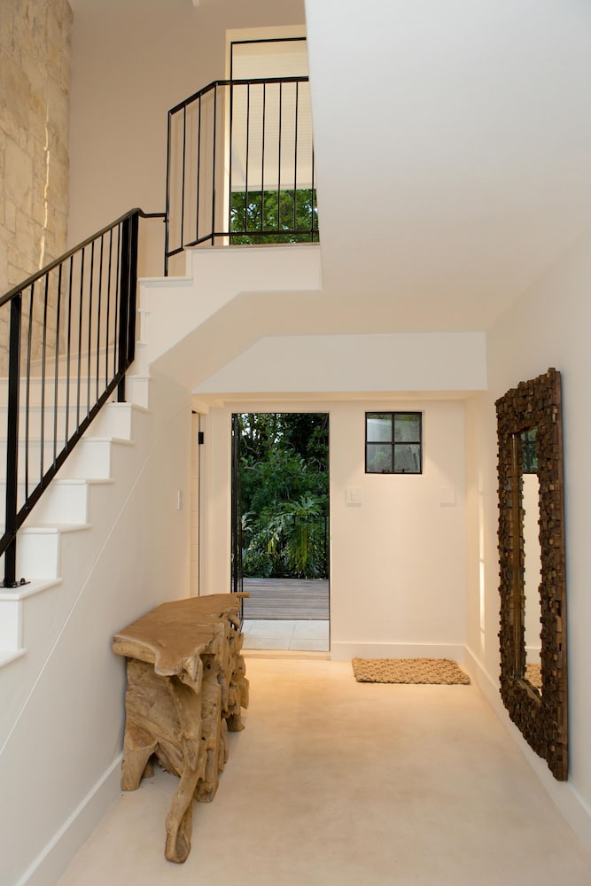 River 42 Camps Bay - Luxury Villa With Pool Stream