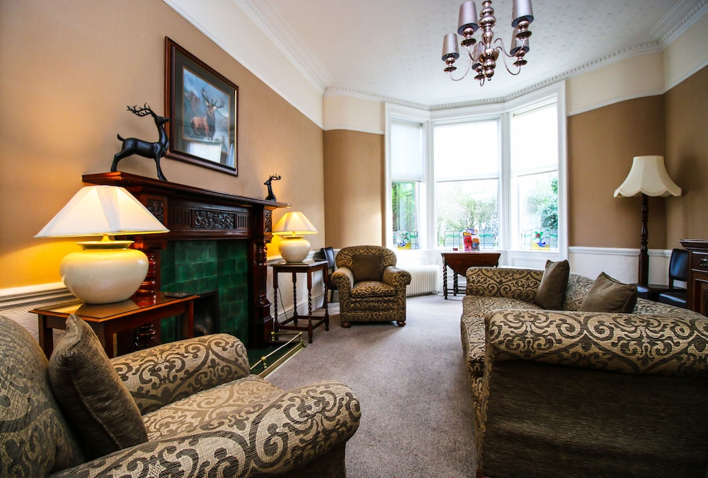 Glasgow Guest House view 2